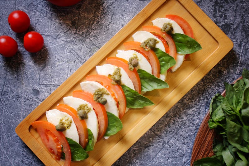 Insalata Caprese - fresh mozzarella, heirloom tomato, basil